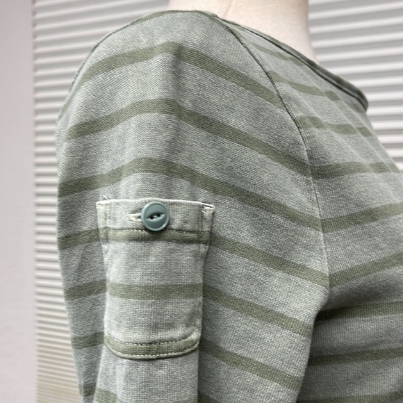 Vineyard Vines Green Garment-Dyed Striped Long-Sleeve Cotton Knit Dress - Picture 5 of 10